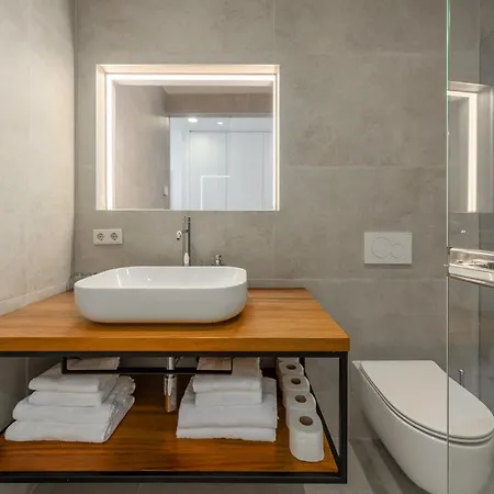 Alluring 5 Bedrooms Evening Star Private Infinity Pool With Stunning Views * Rogoznica (Sibenik-Knin)
