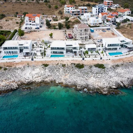 Villa Alluring 5 Bedrooms Evening Star Private Infinity Pool With Stunning Views Rogoznica (Sibenik-Knin)
