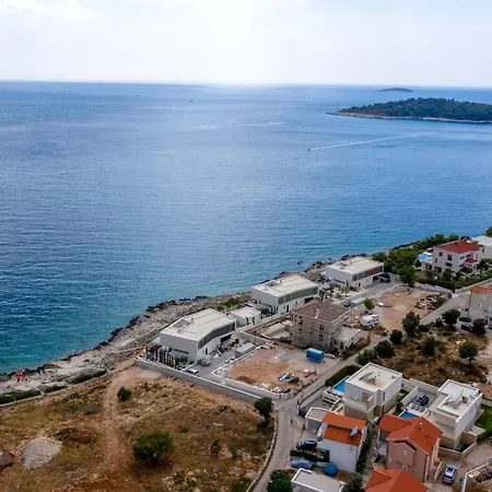 Villa Alluring 5 Bedrooms Evening Star Private Infinity Pool With Stunning Views