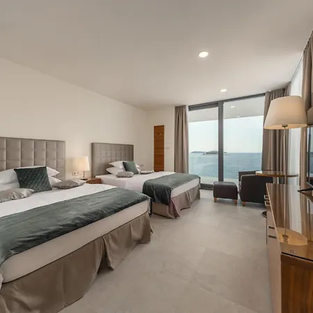 Alluring 5 Bedrooms Evening Star Private Infinity Pool With Stunning Views Villa *