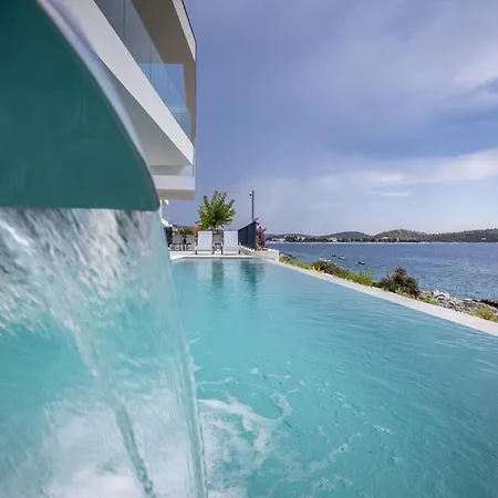 Alluring 5 Bedrooms Evening Star Private Infinity Pool With Stunning Views