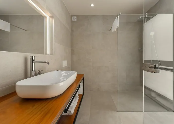 Villa Alluring 5 Bedrooms Evening Star Rogoznica (Sibenik-Knin)