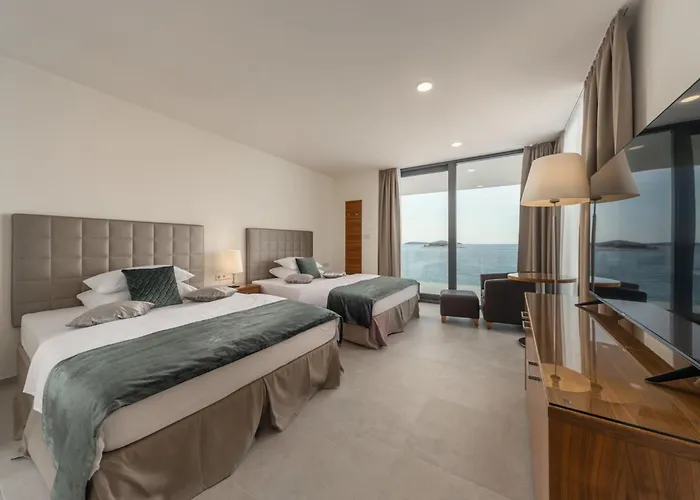 Alluring 5 Bedrooms Evening Star Rogoznica (Sibenik-Knin)